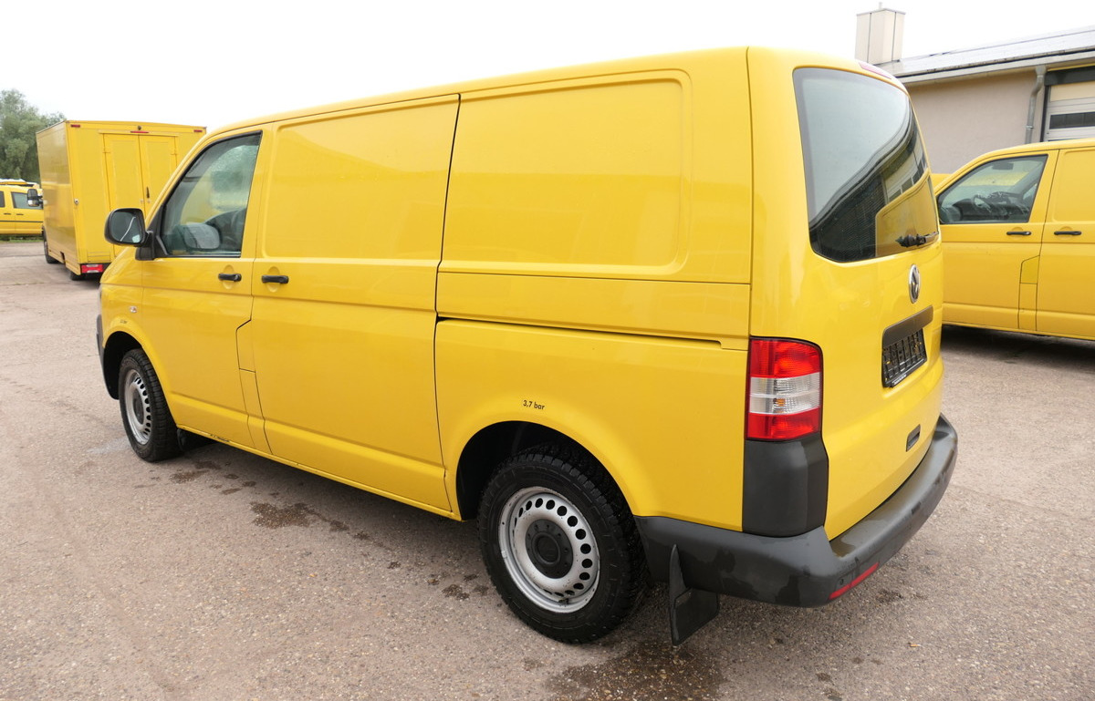 VW T5 Transporter 2.0 TDI COC - Small van: picture 5 VW T5 Transporter 2.0 TDI COC - Small van: picture 5