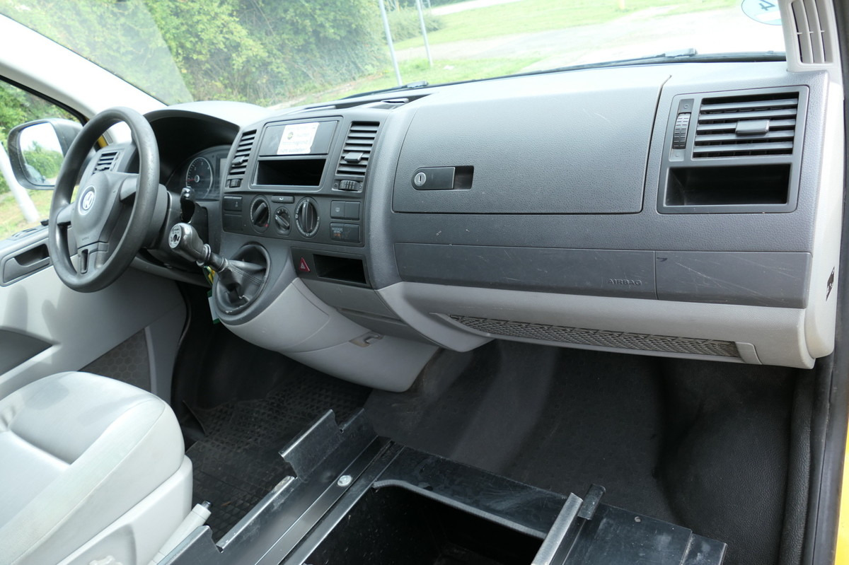 Small van VW T5 Transporter 2.0 TDI EURO-5 CoC 2xSCHIEBETÜR P: picture 8 Small van VW T5 Transporter 2.0 TDI EURO-5 CoC 2xSCHIEBETÜR P: picture 8