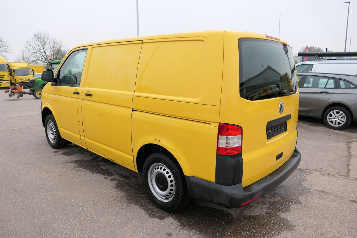 VW T5 Transporter 2.0 TDI PARKTRONIK EURO-5 2xSCHIE - Small van: picture 5 VW T5 Transporter 2.0 TDI PARKTRONIK EURO-5 2xSCHIE - Small van: picture 5