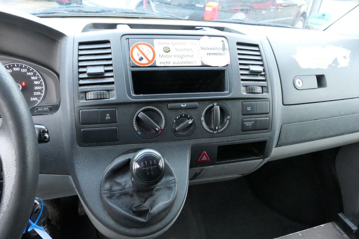 Small van VW T5 Transporter 2.0 TDI PARKTRONIK EURO-5 2xSCHIE: picture 12