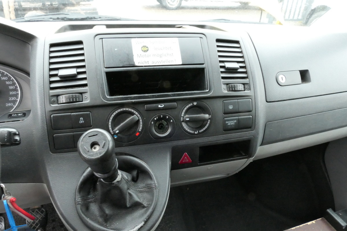 VW T5 Transporter 2.0 TDI PARKTRONIK EURO-5 2xSCHIE on lease VW T5 Transporter 2.0 TDI PARKTRONIK EURO-5 2xSCHIE: picture 9