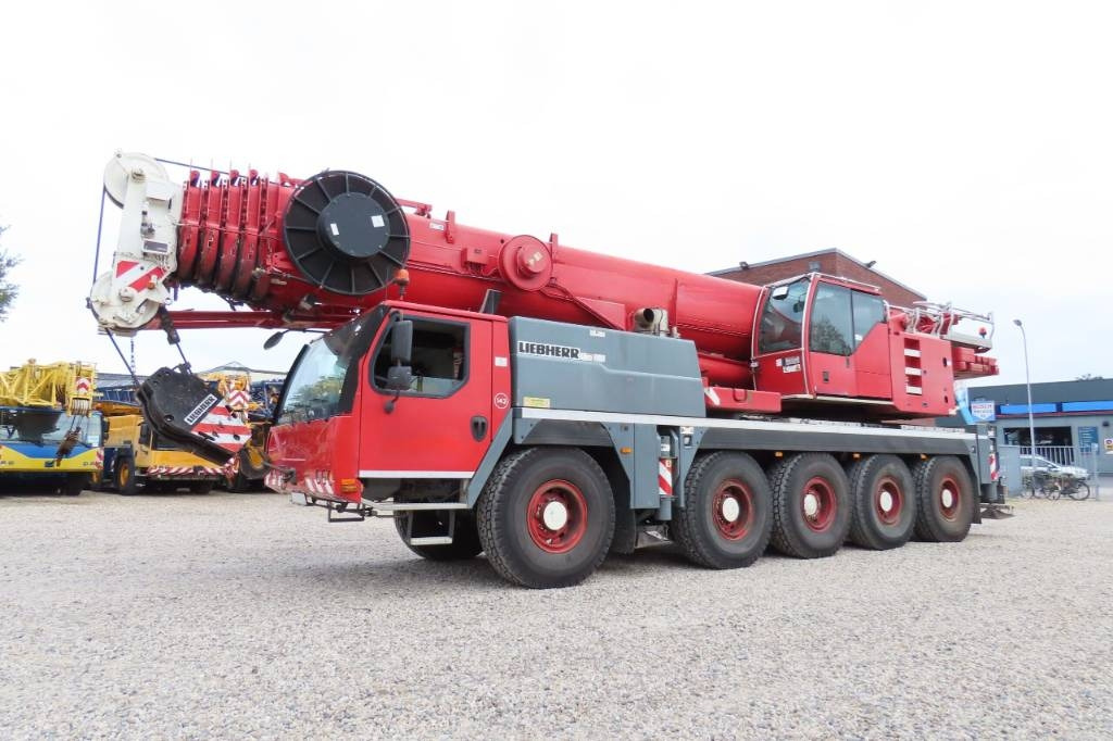 Liebherr LTM 1100-5.2 - All terrain crane: picture 1 Liebherr LTM 1100-5.2 - All terrain crane: picture 1