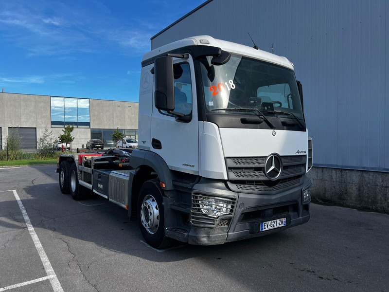 Mercedes-Benz Actros 2543 - Hook lift truck: picture 5 Mercedes-Benz Actros 2543 - Hook lift truck: picture 5