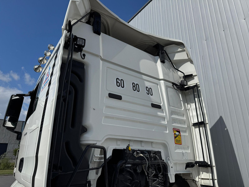 Tractor unit MAN TGX 18.500: picture 6