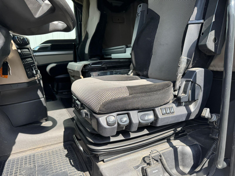 Tractor unit MAN TGX 18.500: picture 10