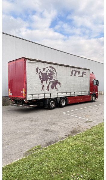 Curtainsider truck Volvo FH13 540: picture 6 Curtainsider truck Volvo FH13 540: picture 6