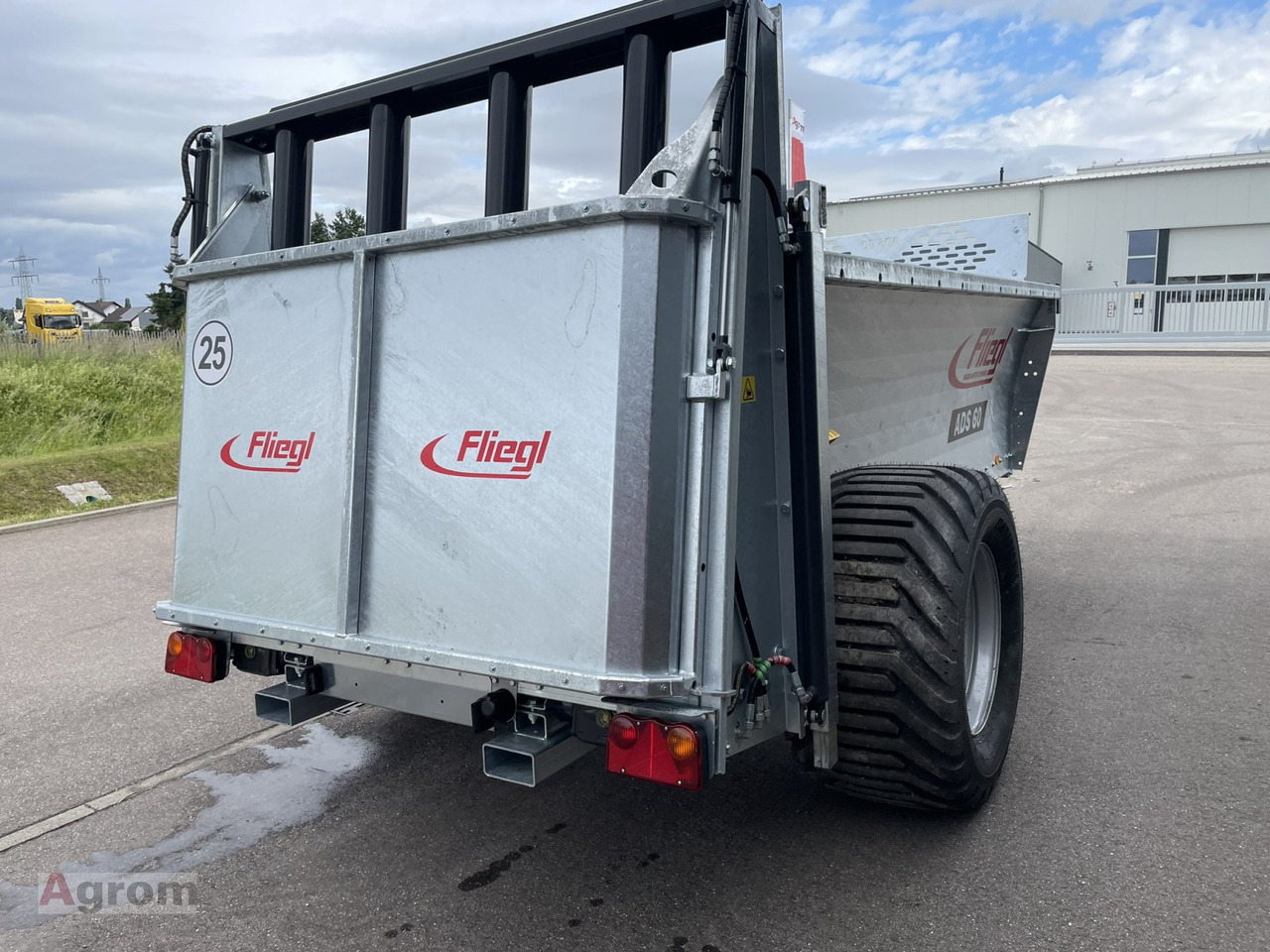 New Manure spreader Fliegl ADS 60: picture 6 New Manure spreader Fliegl ADS 60: picture 6