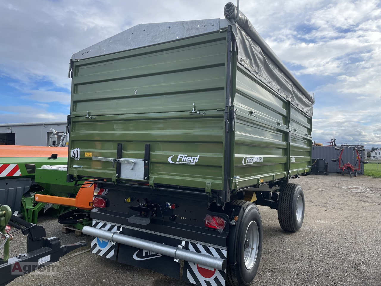 Fliegl DK 180 XL - Farm tipping trailer/ Dumper: picture 3 Fliegl DK 180 XL - Farm tipping trailer/ Dumper: picture 3
