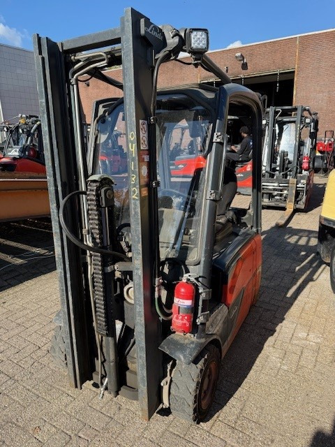 LINDE E16 - Electric forklift: picture 1 LINDE E16 - Electric forklift: picture 1