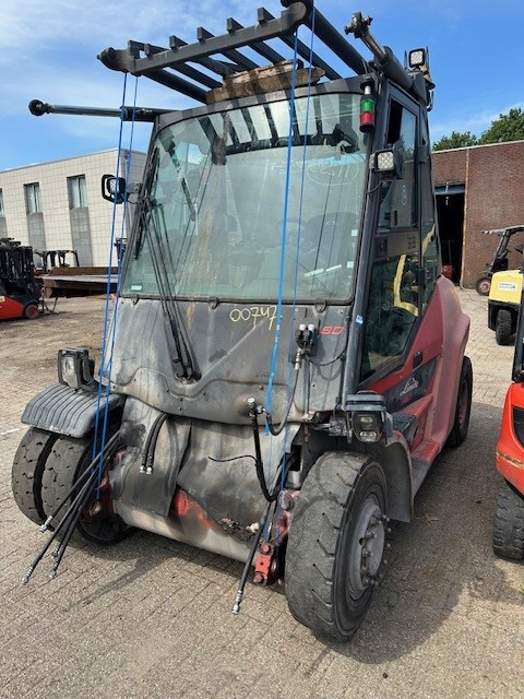 LINDE H80D-03/900 CABIN - Diesel forklift: picture 1 LINDE H80D-03/900 CABIN - Diesel forklift: picture 1