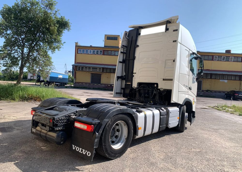 Tractor unit Volvo: picture 7