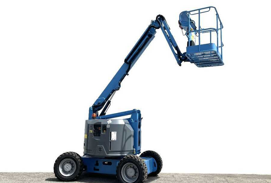 GENIE Z 34/22 (4x4) - Articulated boom: picture 1 GENIE Z 34/22 (4x4) - Articulated boom: picture 1