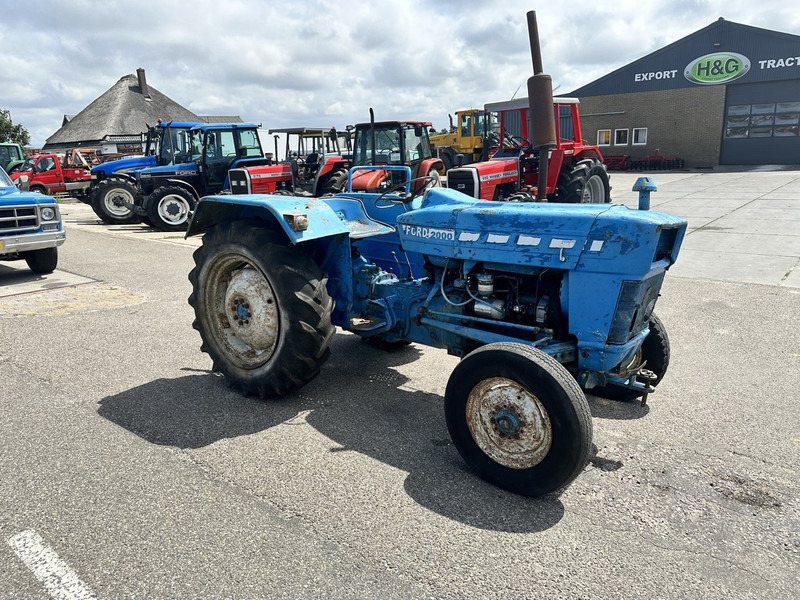 Ford 2000 - Farm tractor: picture 3 Ford 2000 - Farm tractor: picture 3