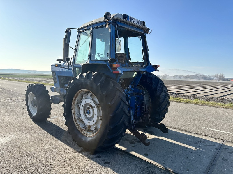 Farm tractor Ford TW-10: picture 7