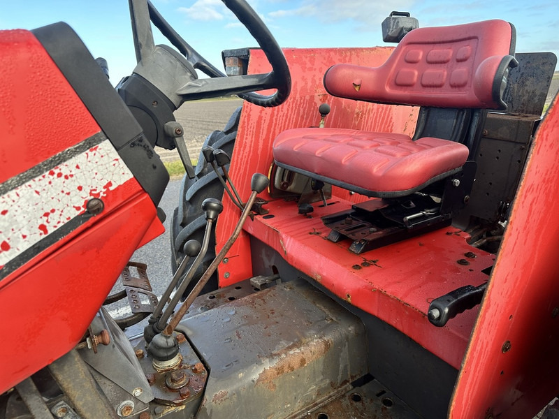 Massey Ferguson 365 - Farm tractor: picture 4 Massey Ferguson 365 - Farm tractor: picture 4