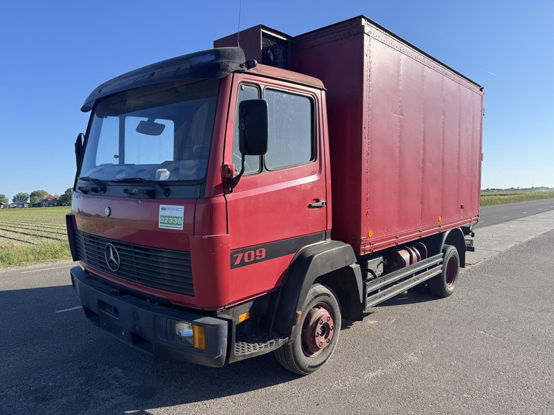 Mercedes-Benz 709 - Refrigerator truck: picture 1 Mercedes-Benz 709 - Refrigerator truck: picture 1