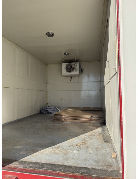 Refrigerator truck Mercedes-Benz 709: picture 13 Refrigerator truck Mercedes-Benz 709: picture 13