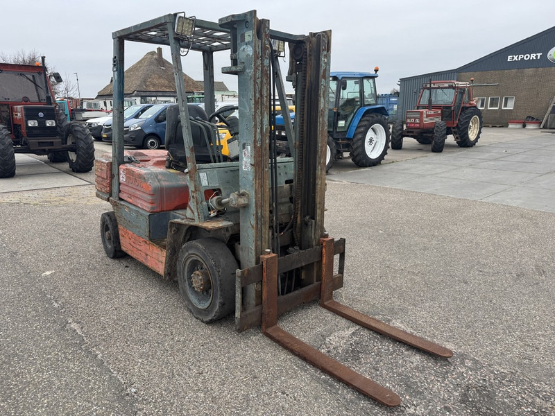 Toyota FD25D - Diesel forklift: picture 3 Toyota FD25D - Diesel forklift: picture 3