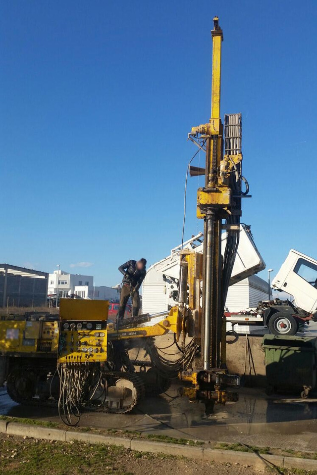 Atlas Copco Mustang 5-P4 - Pile driver: picture 2 Atlas Copco Mustang 5-P4 - Pile driver: picture 2