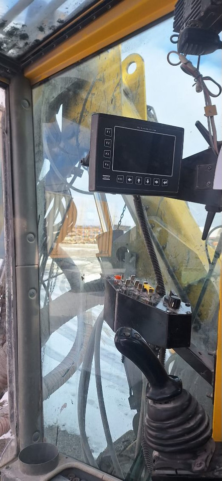 Drilling rig Atlas Copco ROC F9: picture 7