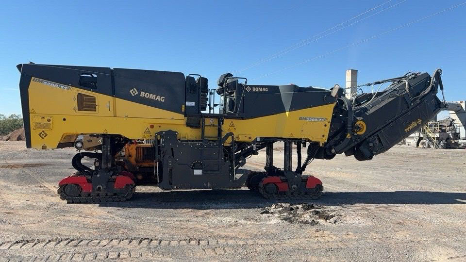 Bomag BM 2200/75 - Cold planer: picture 1 Bomag BM 2200/75 - Cold planer: picture 1