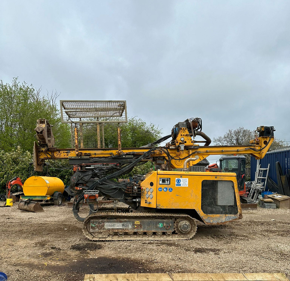 Klemm KR 708-3F - Pile driver: picture 1 Klemm KR 708-3F - Pile driver: picture 1