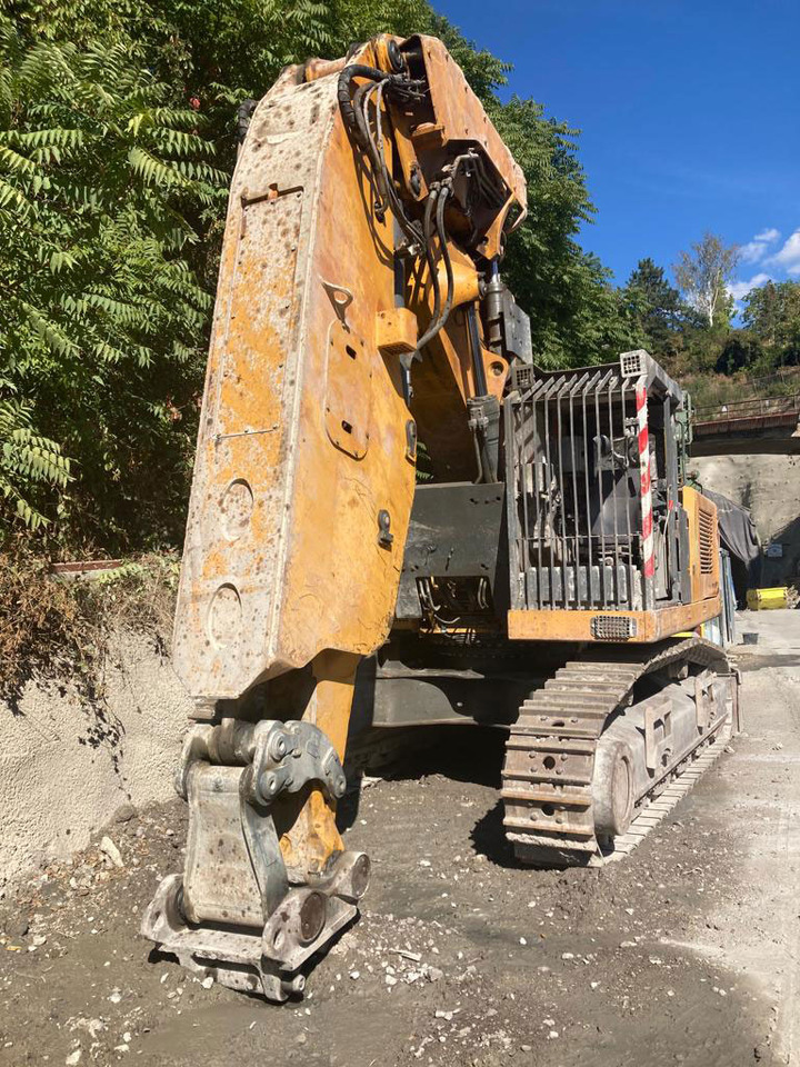 Liebherr R 944 C - Mining machinery: picture 2 Liebherr R 944 C - Mining machinery: picture 2