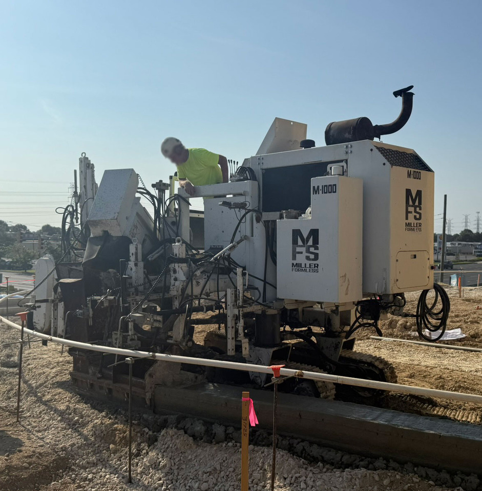 Miller Formless M-1000 - Asphalt paver: picture 4 Miller Formless M-1000 - Asphalt paver: picture 4