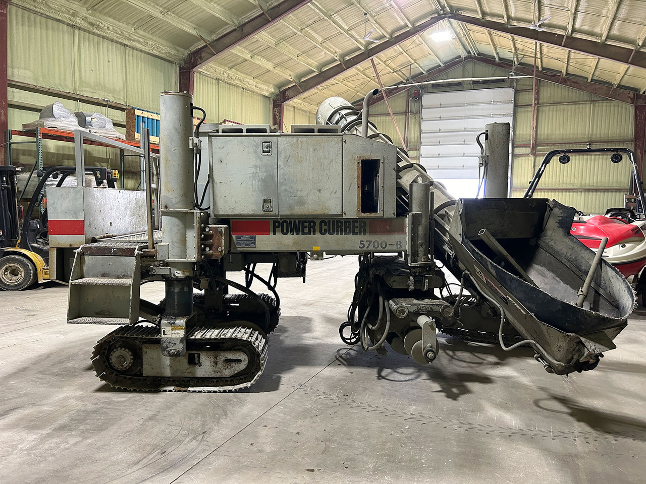 Power Curber 5700B - Asphalt paver: picture 1 Power Curber 5700B - Asphalt paver: picture 1