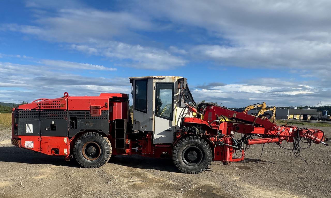 Sandvik DS411 - Directional boring machine: picture 1 Sandvik DS411 - Directional boring machine: picture 1