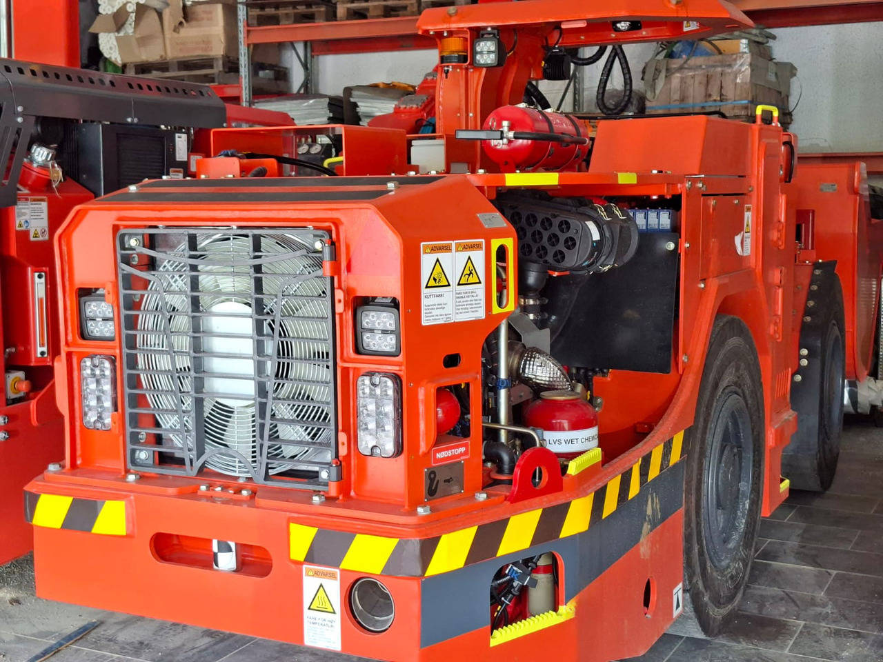 Sandvik LH202 - Mining machinery: picture 1 Sandvik LH202 - Mining machinery: picture 1