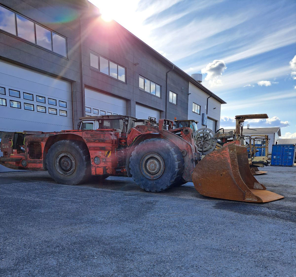 Sandvik LH517 - Mining machinery: picture 2 Sandvik LH517 - Mining machinery: picture 2