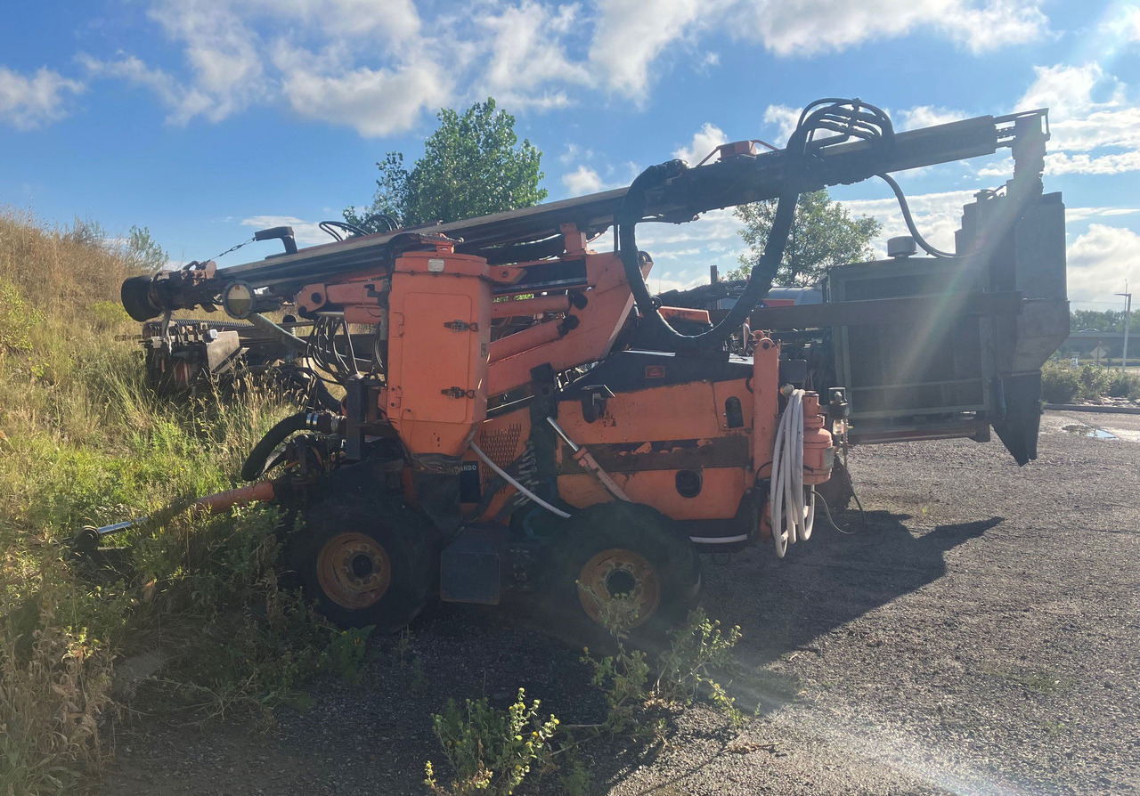 Tamrock Commando 300 - Drilling rig: picture 2 Tamrock Commando 300 - Drilling rig: picture 2