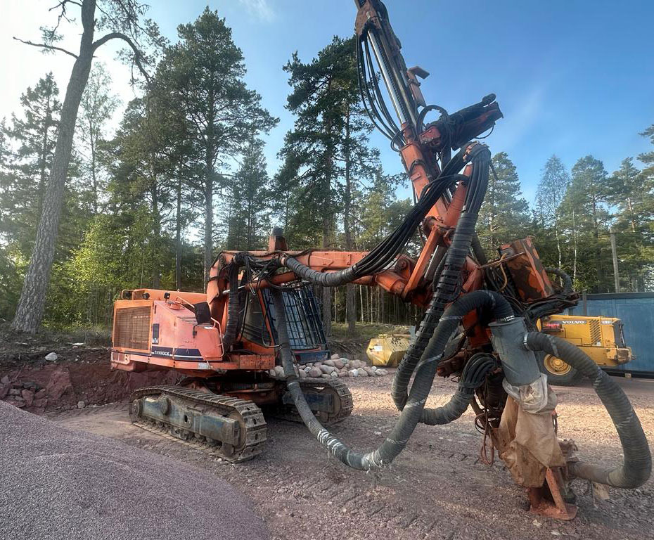 Tamrock Ranger 500 - Drilling rig: picture 2 Tamrock Ranger 500 - Drilling rig: picture 2