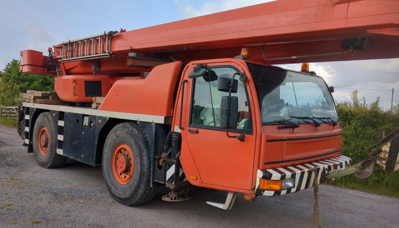 Terex PPM ATT 400-3 - Mobile crane: picture 2 Terex PPM ATT 400-3 - Mobile crane: picture 2