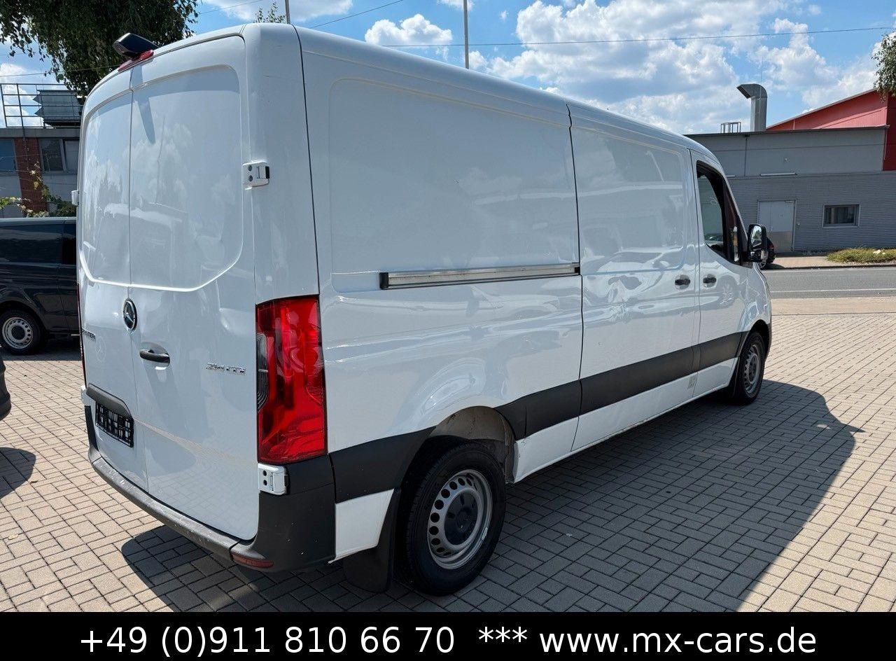 Mercedes-Benz Sprinter 214 CDi L2H1 Klima Kamera No. 314-16 - Small van: picture 5 Mercedes-Benz Sprinter 214 CDi L2H1 Klima Kamera No. 314-16 - Small van: picture 5
