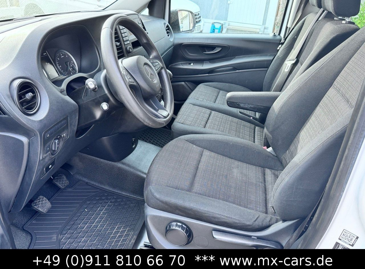 Passenger van Mercedes-Benz Vito 110 CDi Tourer extralang 9 Sitze Bus Klima: picture 11
