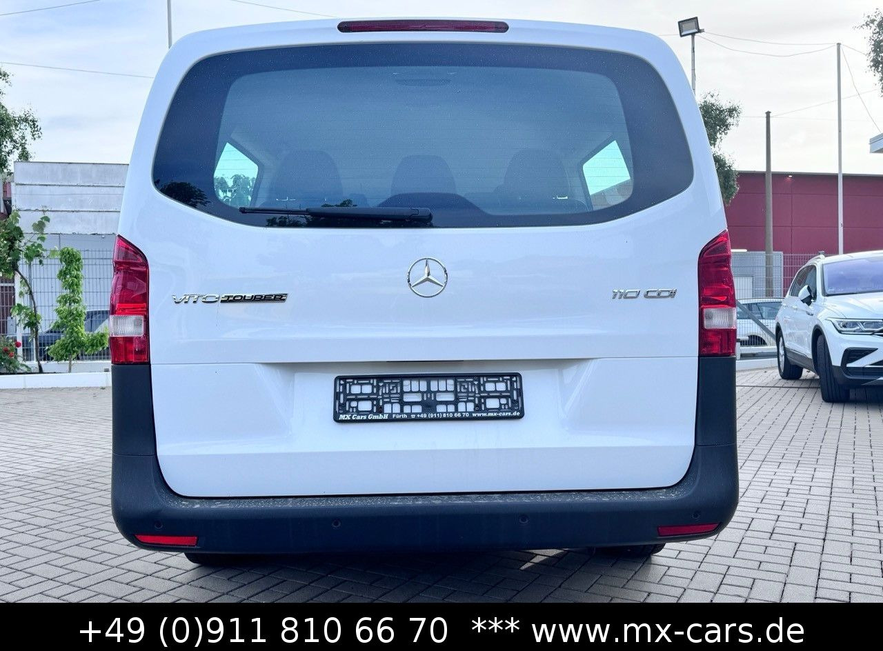 Passenger van Mercedes-Benz Vito 110 CDi Tourer extralang 9 Sitze Bus Klima: picture 6