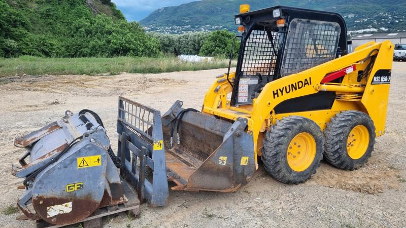 Hyundai HSL650-7A - Skid steer loader: picture 1 Hyundai HSL650-7A - Skid steer loader: picture 1