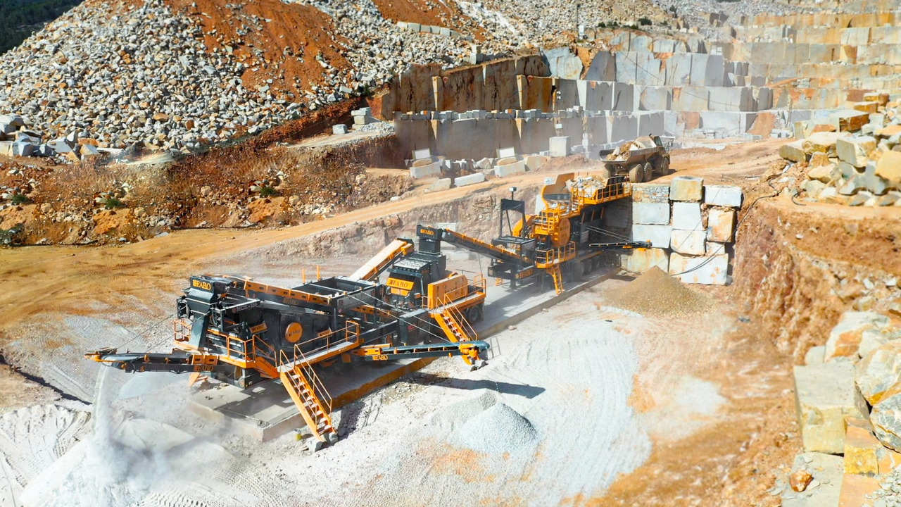 FABO MCK-110 MOBILE CRUSHING & SCREENING PLANT - Mobile crusher: picture 3 FABO MCK-110 MOBILE CRUSHING & SCREENING PLANT - Mobile crusher: picture 3