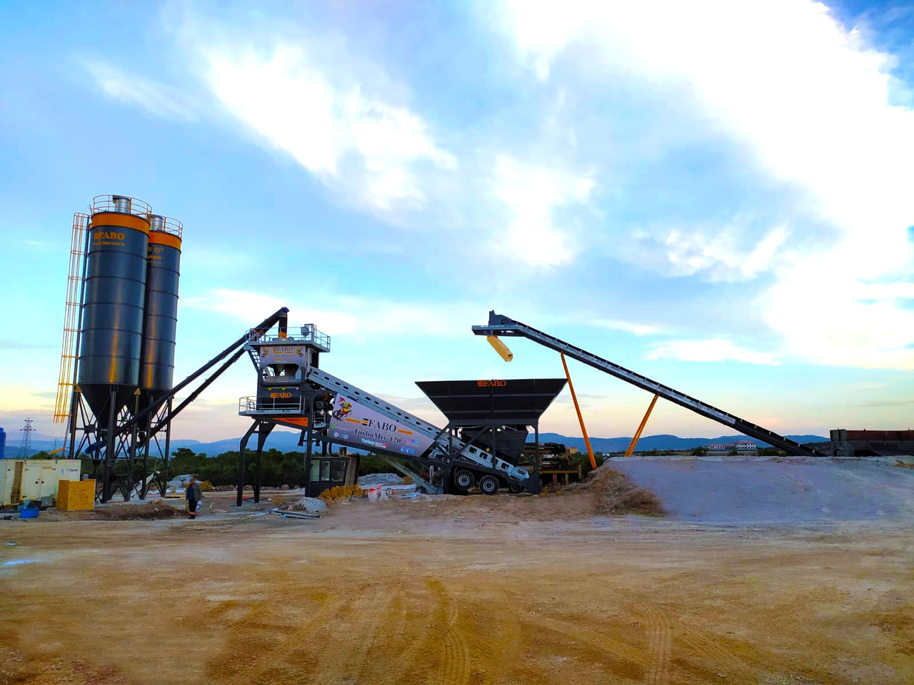 New Concrete plant FABO mobile concrete batching plant: picture 5