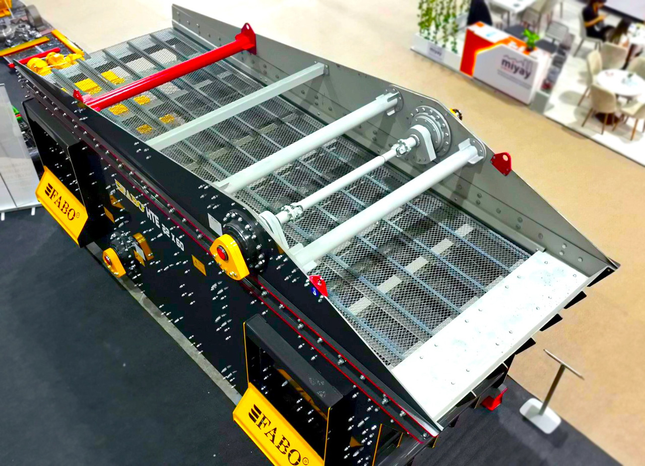 New Screener FABO vibrating screen: picture 5 New Screener FABO vibrating screen: picture 5