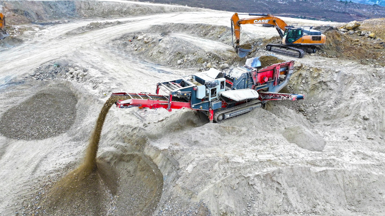SANDVIK Mobile crusher - Mobile crusher: picture 2 SANDVIK Mobile crusher - Mobile crusher: picture 2