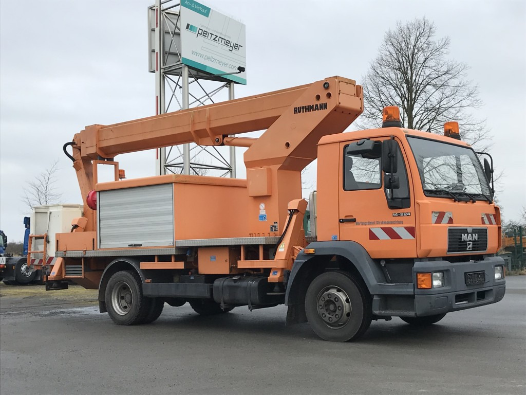 MAN L75 14.224 BB Ruthmann Hubarbeitsbühne T 225 - Truck mounted aerial platform: picture 2 MAN L75 14.224 BB Ruthmann Hubarbeitsbühne T 225 - Truck mounted aerial platform: picture 2