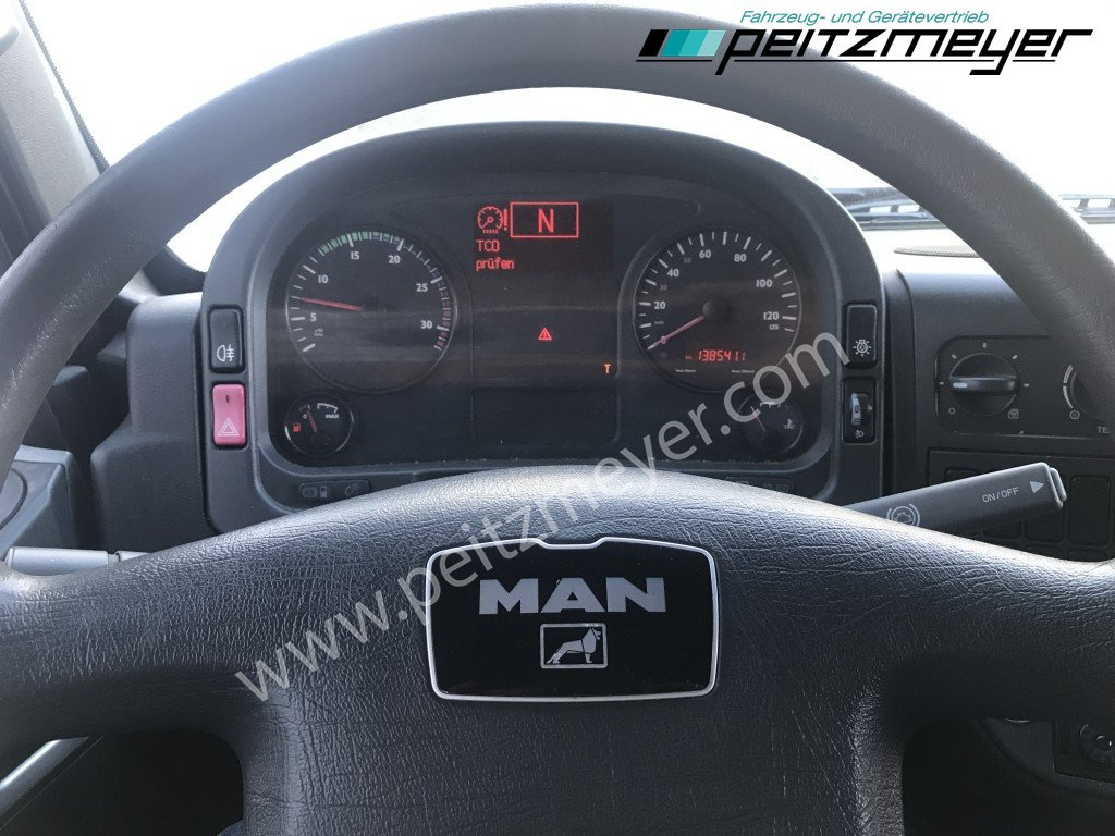 Box truck MAN TGL 8.180 BB Koffer mit Seitentür: picture 15