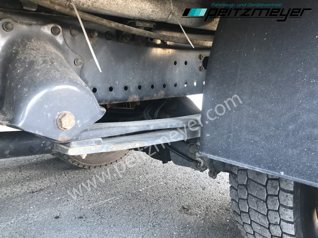 Box truck MAN TGL 8.180 BB Koffer mit Seitentür: picture 23