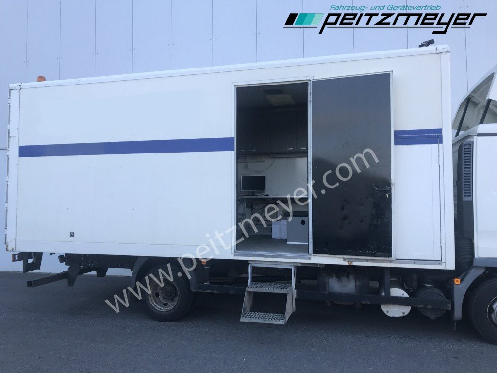 Box truck MAN TGL 8.180 BB Koffer mit Seitentür: picture 11