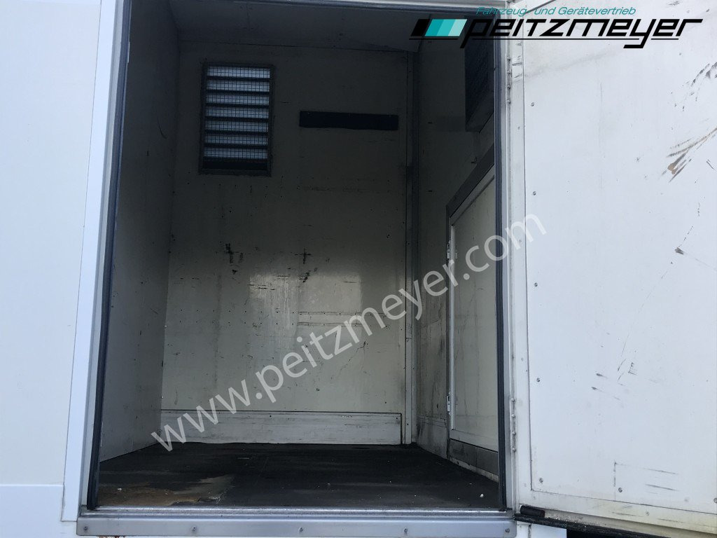 Box truck MAN TGL 8.180 BB Koffer mit Seitentür: picture 27 Box truck MAN TGL 8.180 BB Koffer mit Seitentür: picture 27