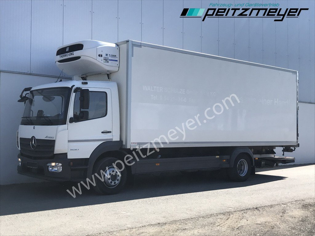 MERCEDES-BENZ Atego 1530 L Tiefkühlkoffer m. LBW, Thermoking T 1200 faltb. LBW 1,5 t., Seitentür, Trennwand - Refrigerator truck: picture 1 MERCEDES-BENZ Atego 1530 L Tiefkühlkoffer m. LBW, Thermoking T 1200 faltb. LBW 1,5 t., Seitentür, Trennwand - Refrigerator truck: picture 1