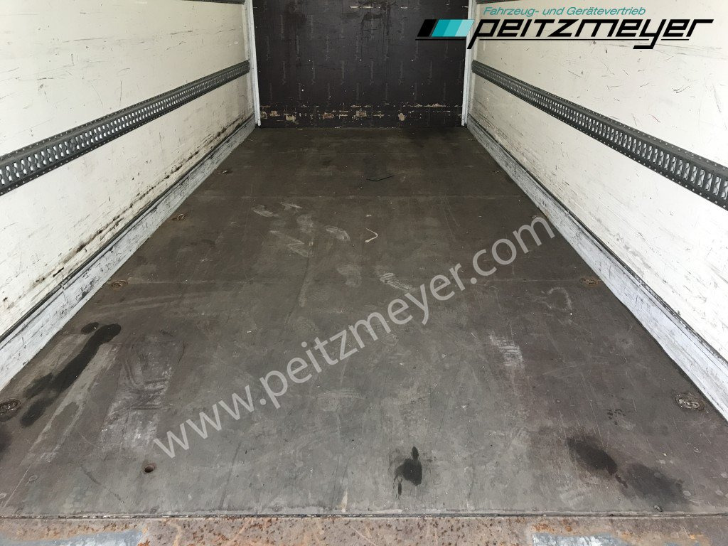 Box truck MERCEDES-BENZ Atego 818 L Koffer + LBW Euro 6, Klima, AHK,: picture 17